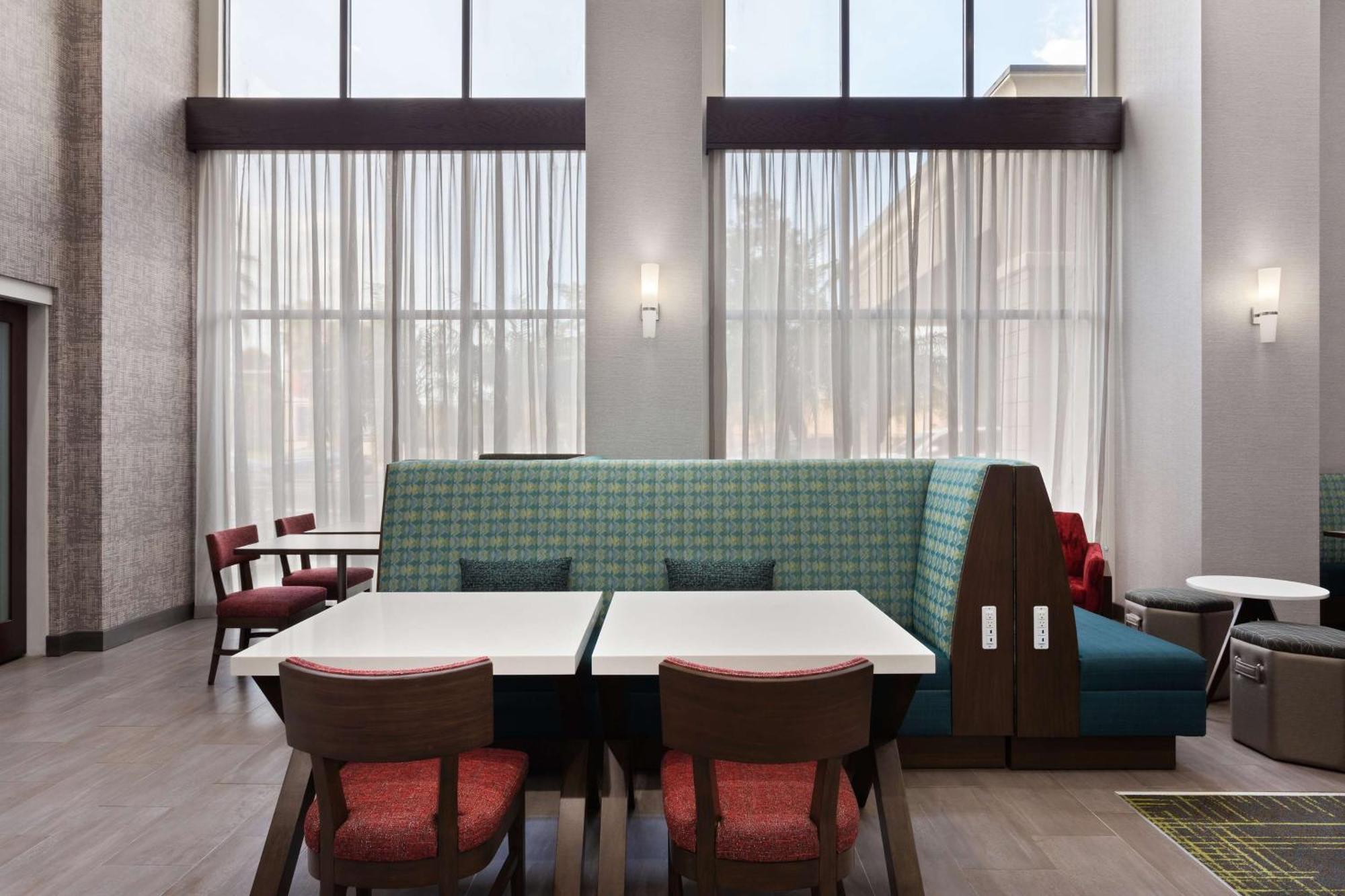 Hampton Inn & Suites Orlando International Drive North Екстер'єр фото